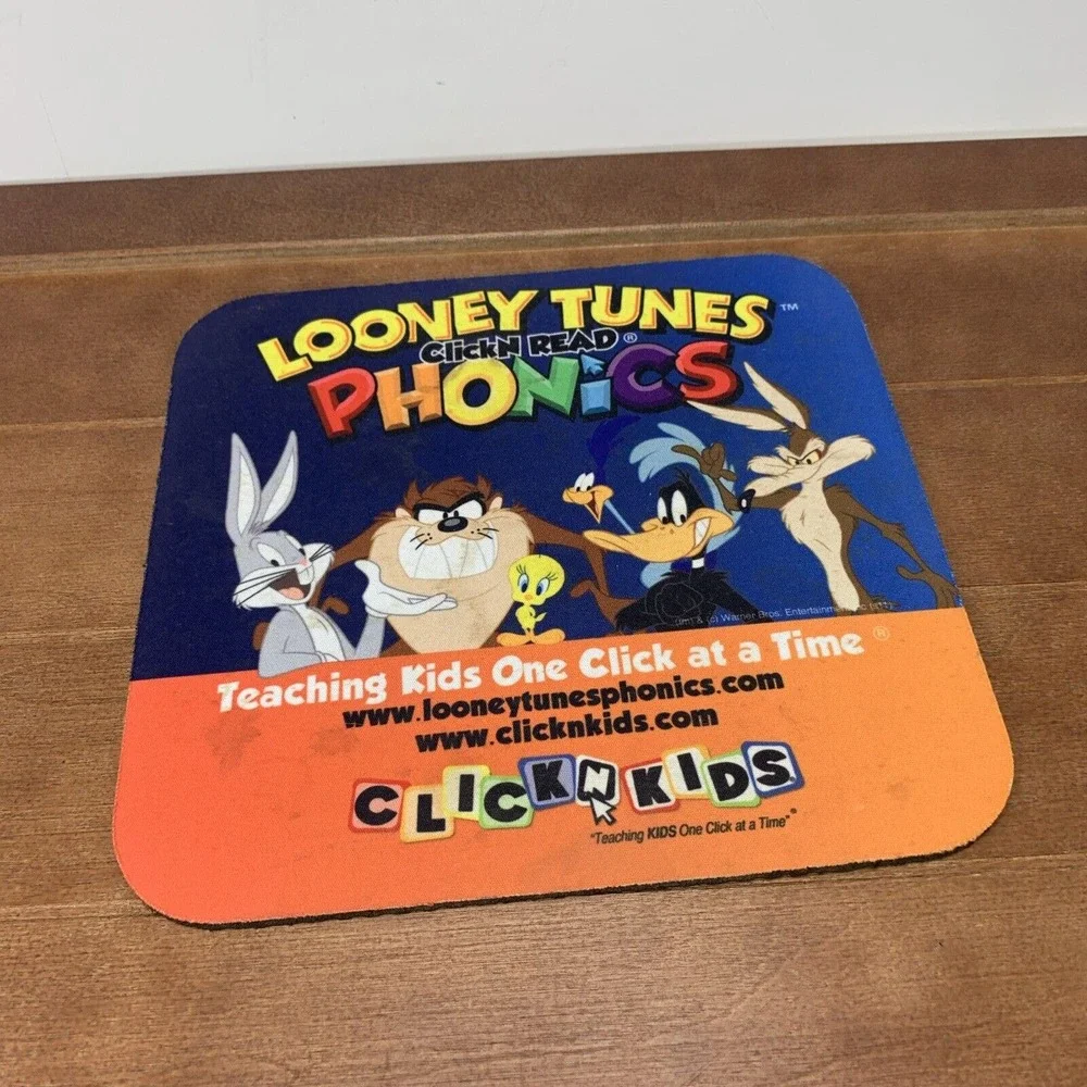 Looney Tunes Bugs Bunny Daffy Duck Tweety Click N Read Phonics Desktop Mouse Pad